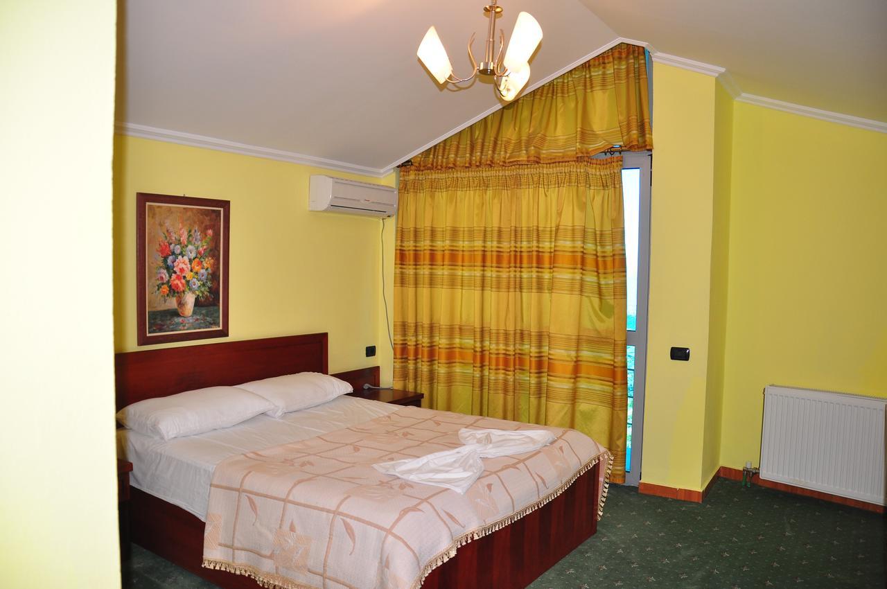 Priska e Madhe Dajti Park Resort מראה חיצוני תמונה
